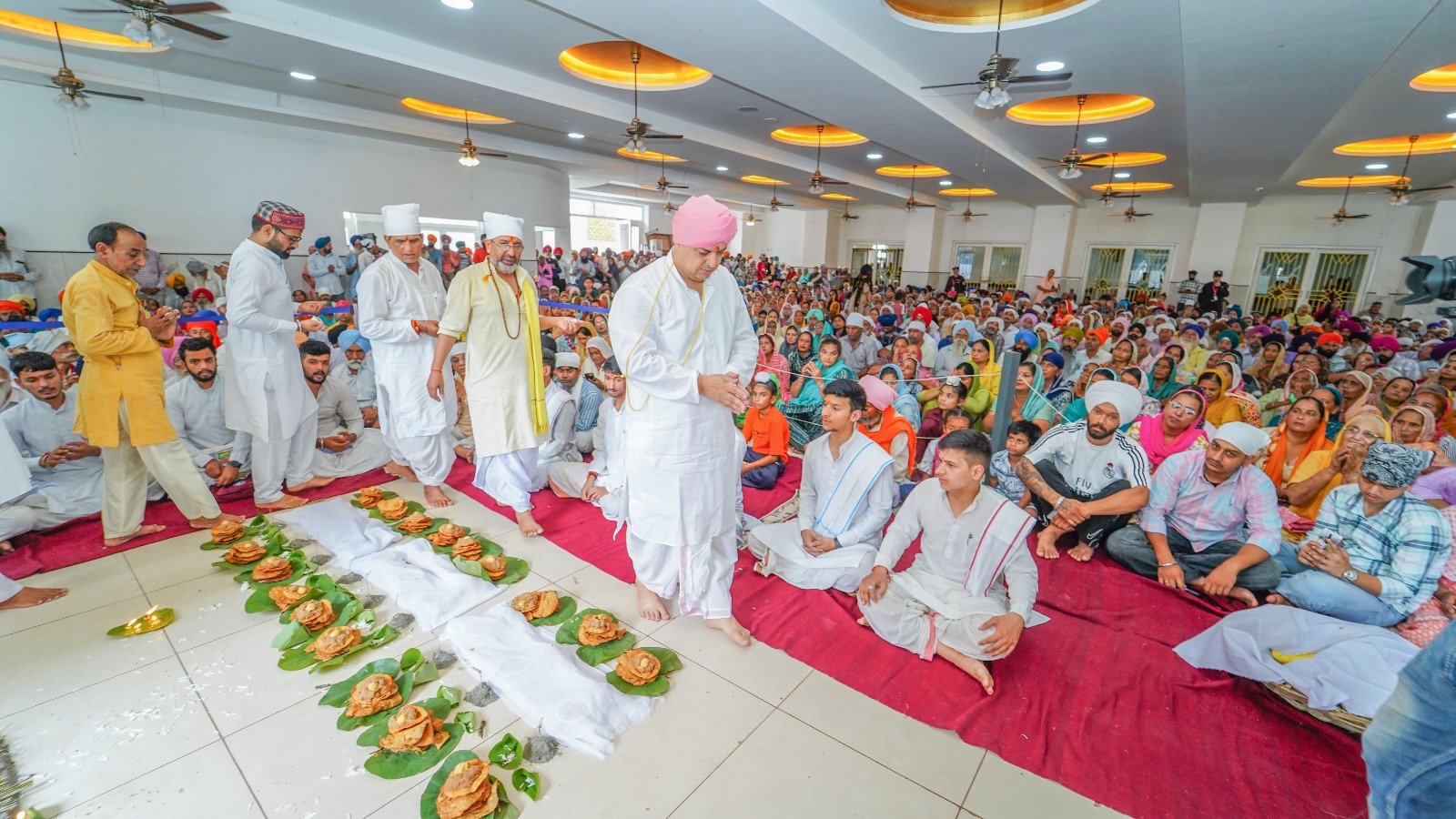 श्रद्धा और भक्तिभाव के साथमनाया गया महानिर्वांण पर्व , श्री दरबार साहिब में जुटीं देश विदेश से संगतें