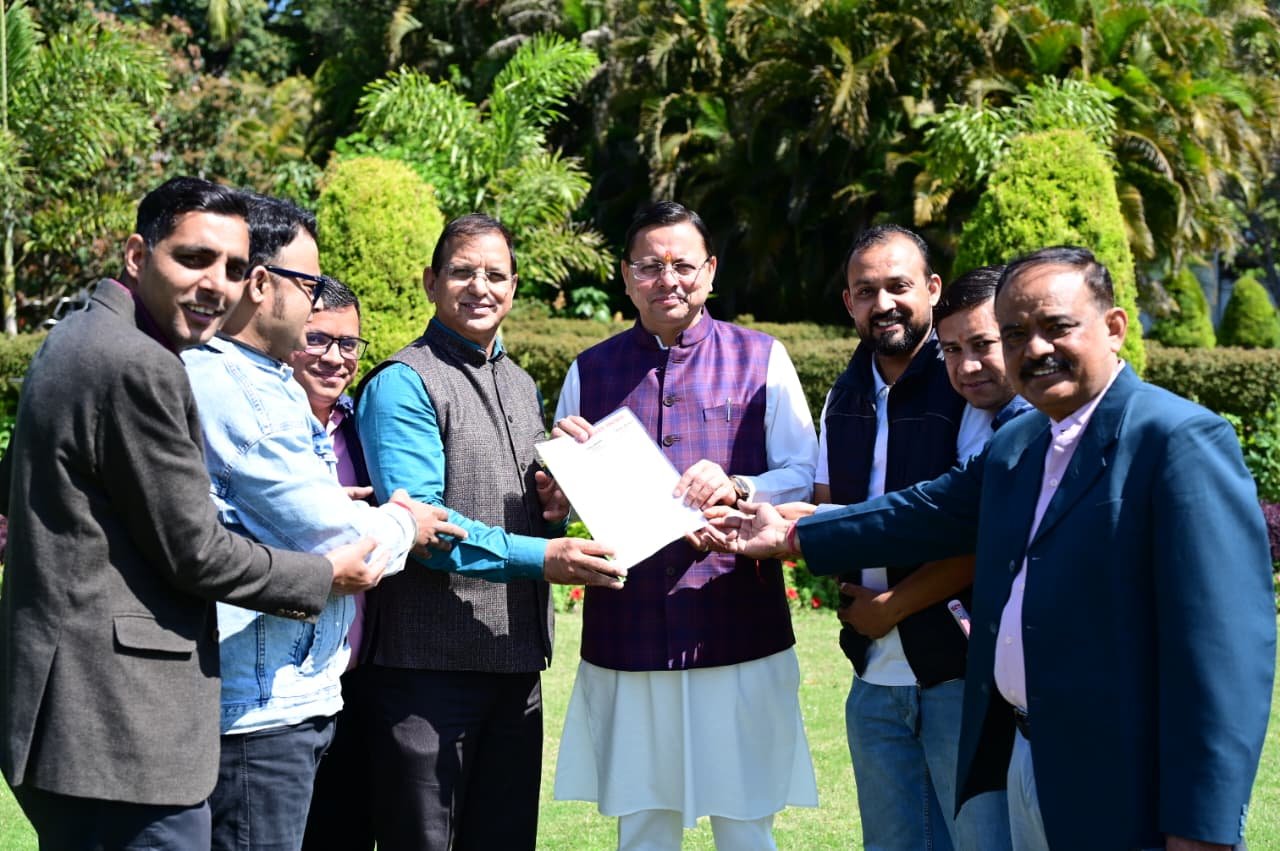 मुख्यमंत्री धामी ने दिया भरोसा बैसाखी पर प्रेस क्लब भवन का शिलान्यास