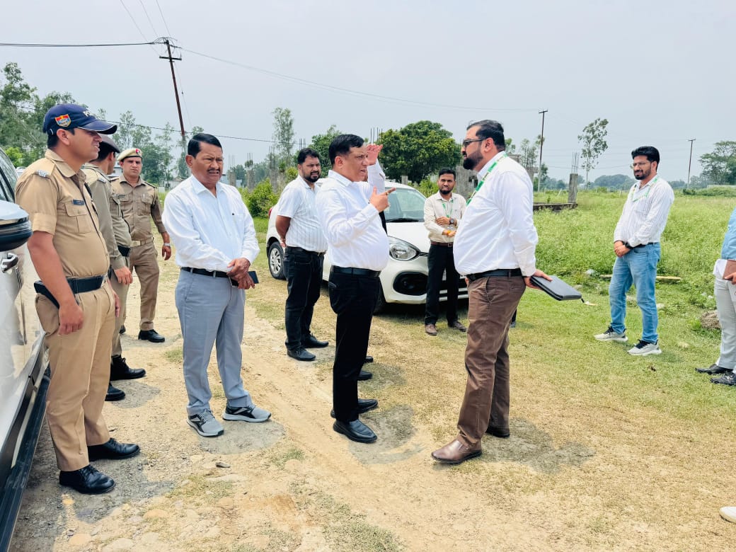 अवैध निर्माणकर्ताओं पर शिकंजा कसने मैदान में उतरे एमडीडीए उपाध्यक्ष बंशीधर तिवारी